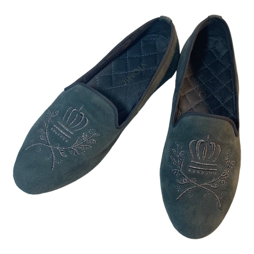 Vionic Romi Grey Velvet Slip On Embroidered Loafers Women's Size 6.5